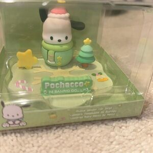 Pochacco Holiday Phone Holder new with box
